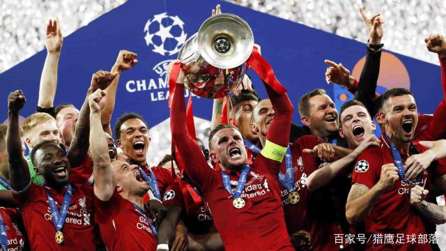 意甲官方：科莫主帅小法挑衅对手，停赛1场并罚款5000欧（意甲官方处罚：科莫主帅小法因挑衅对手被禁赛一场并罚款5000欧元）