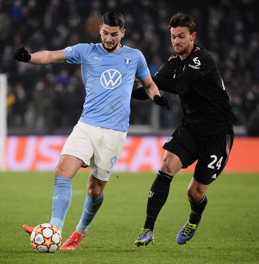 队友亲自辟谣！库兹马：我不记得字母哥和我们开过会