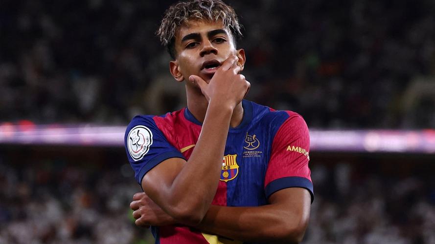 世欧预半场：拜亚姆破门，罗西乌龙，罗马尼亚3-1圣马力诺（世预赛欧洲区半场：拜亚姆破门、罗西乌龙，罗马尼亚3-1暂领先圣马力诺）