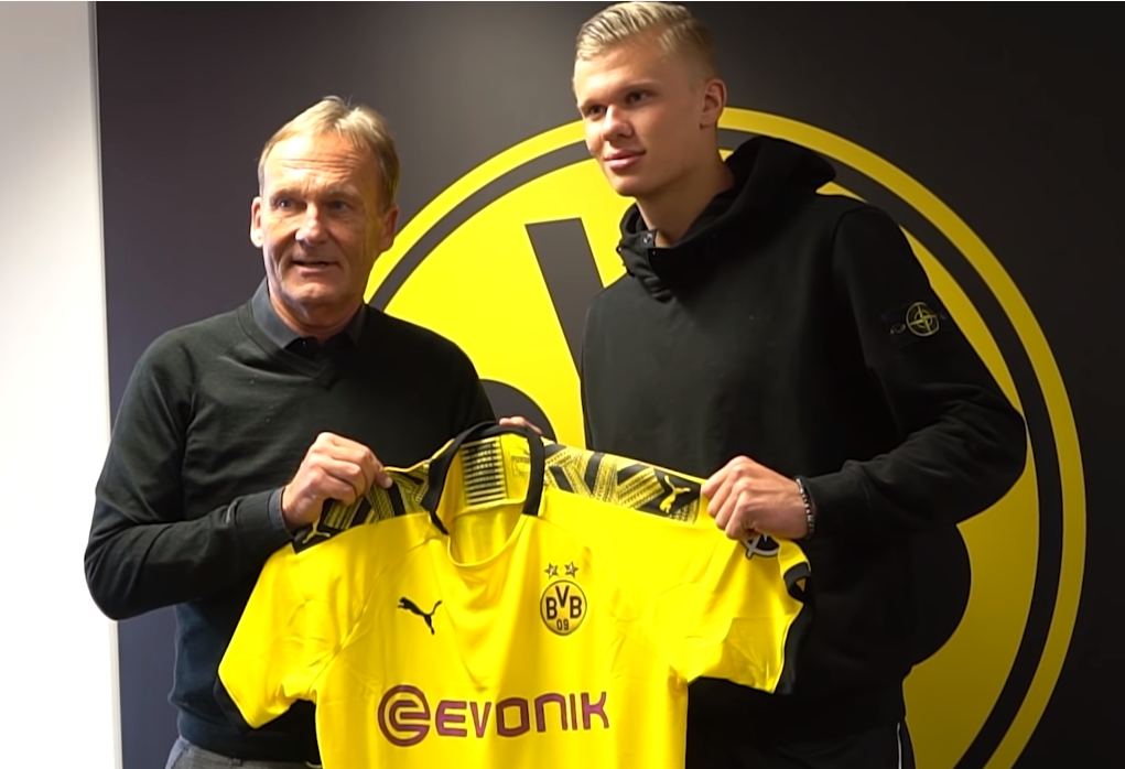 巴萨梅西关键助攻助力进球