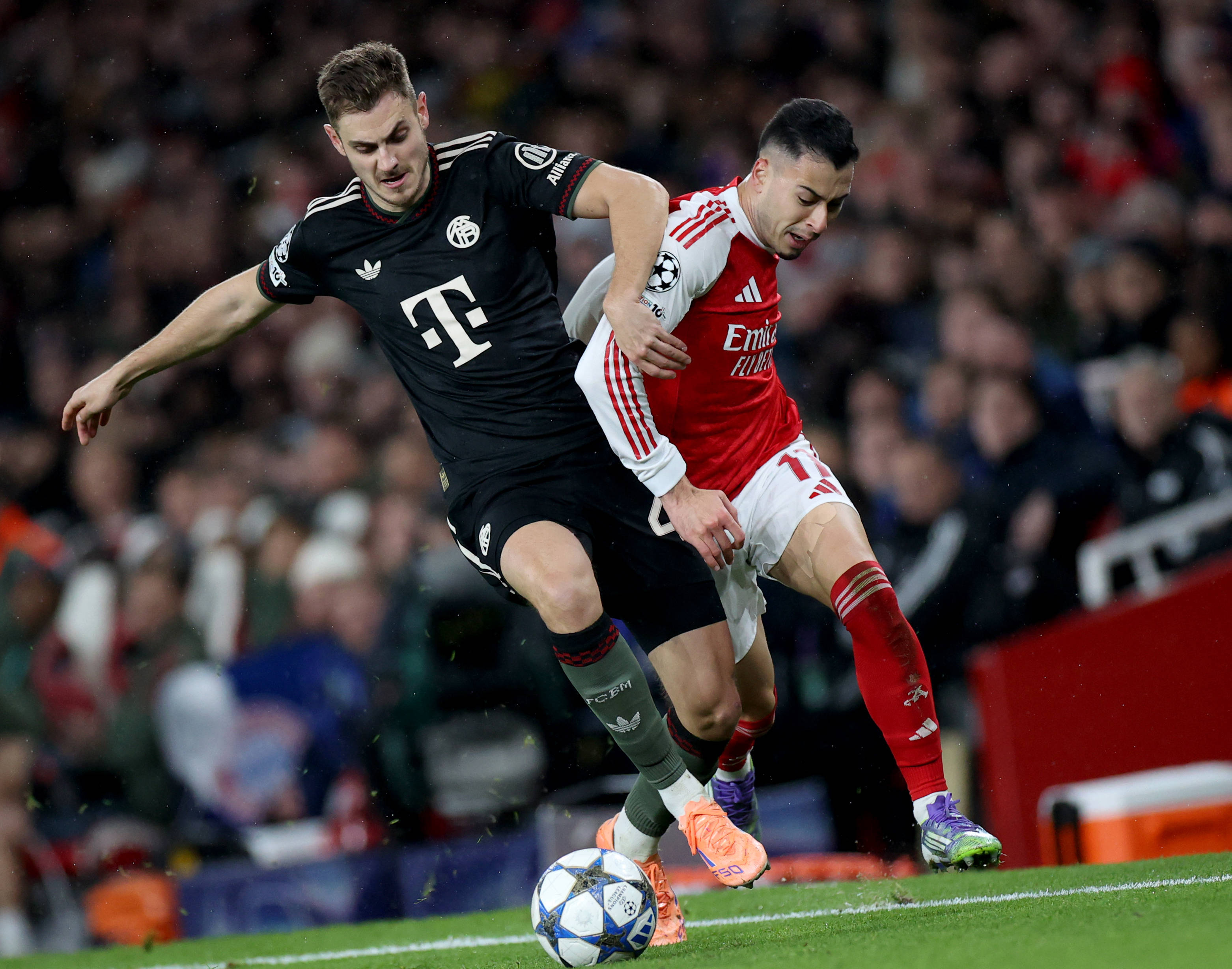 英超的节礼日之战，球迷的圣诞大餐！（英超节礼日大战，献给球迷的圣诞盛宴）