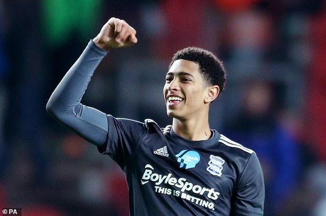 某球星回应质疑：用表现说话