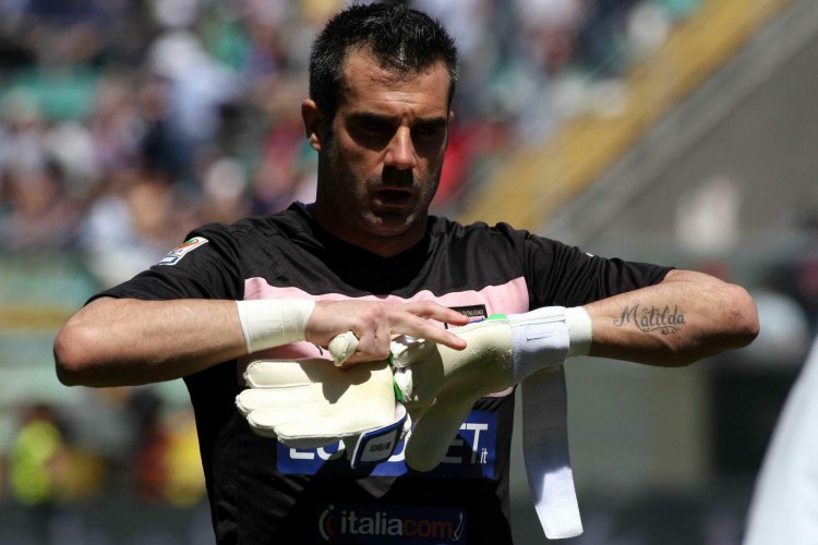 英超-切尔西1-3利兹联两场不胜，托辛失误送礼，帕尔默复出（英超：切尔西1-3不敌利兹联遭两轮不胜，托辛失误送礼，帕尔默复出）