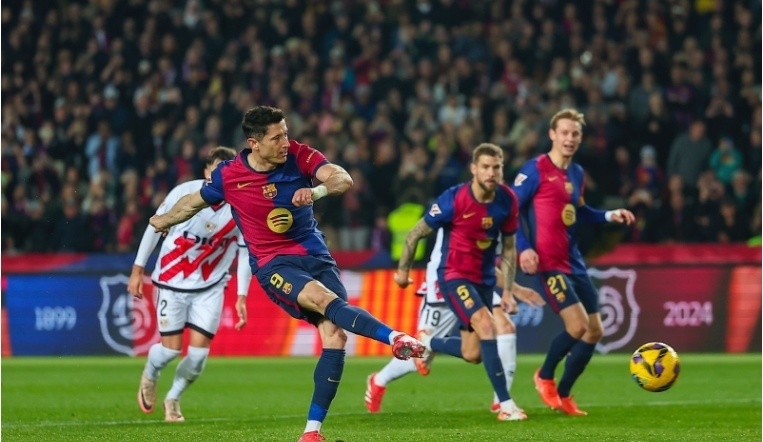 彻底废了！再次被拍到吸食笑气，比苏马将被热刺调查甚至除名（比苏马再陷笑气风波，热刺或展开调查并不排除除名）