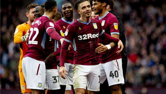 这球员的弹跳太夸张了