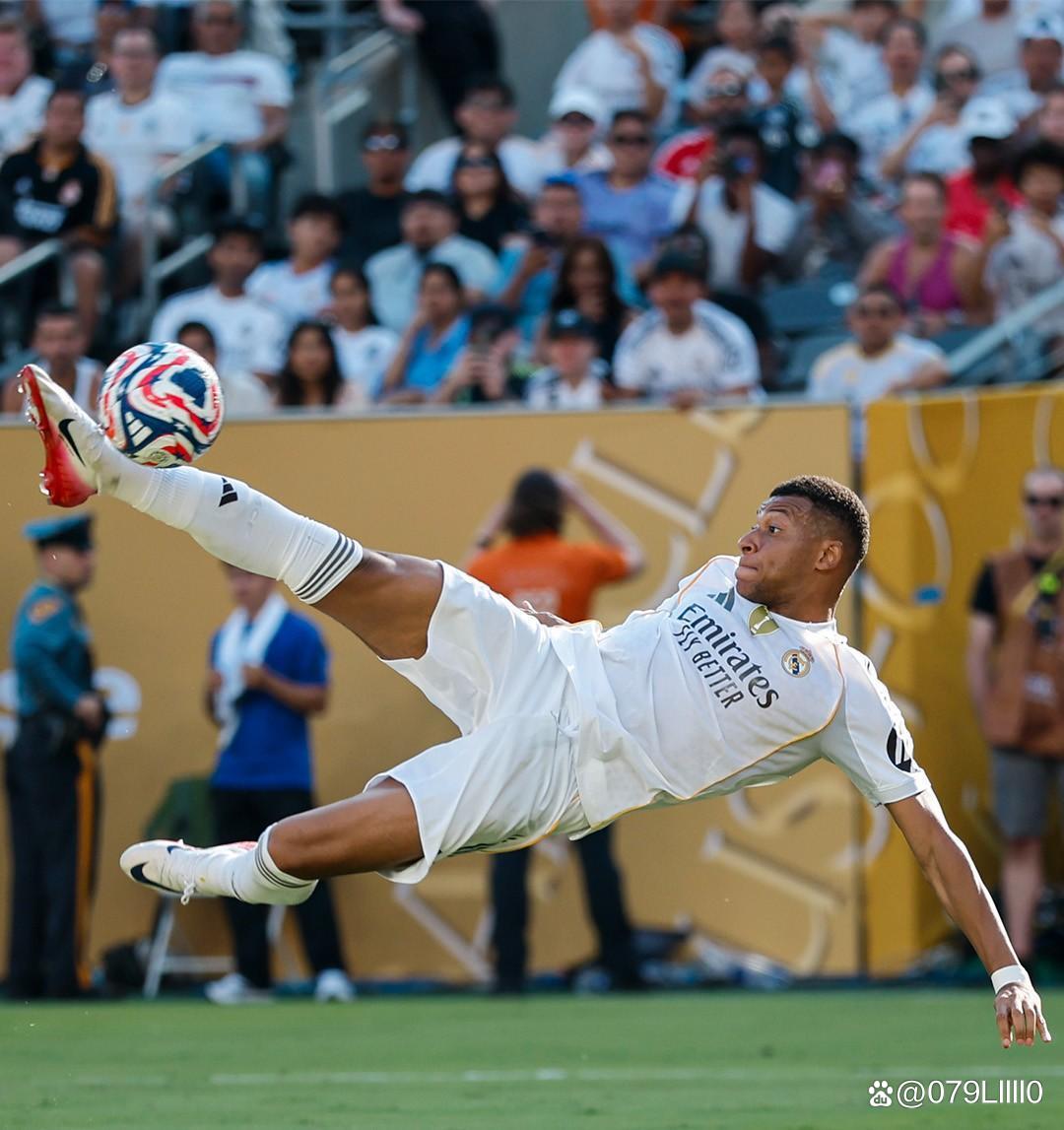 约罗：差点赢得点球？我想展现盘带，踢球就是为了这个