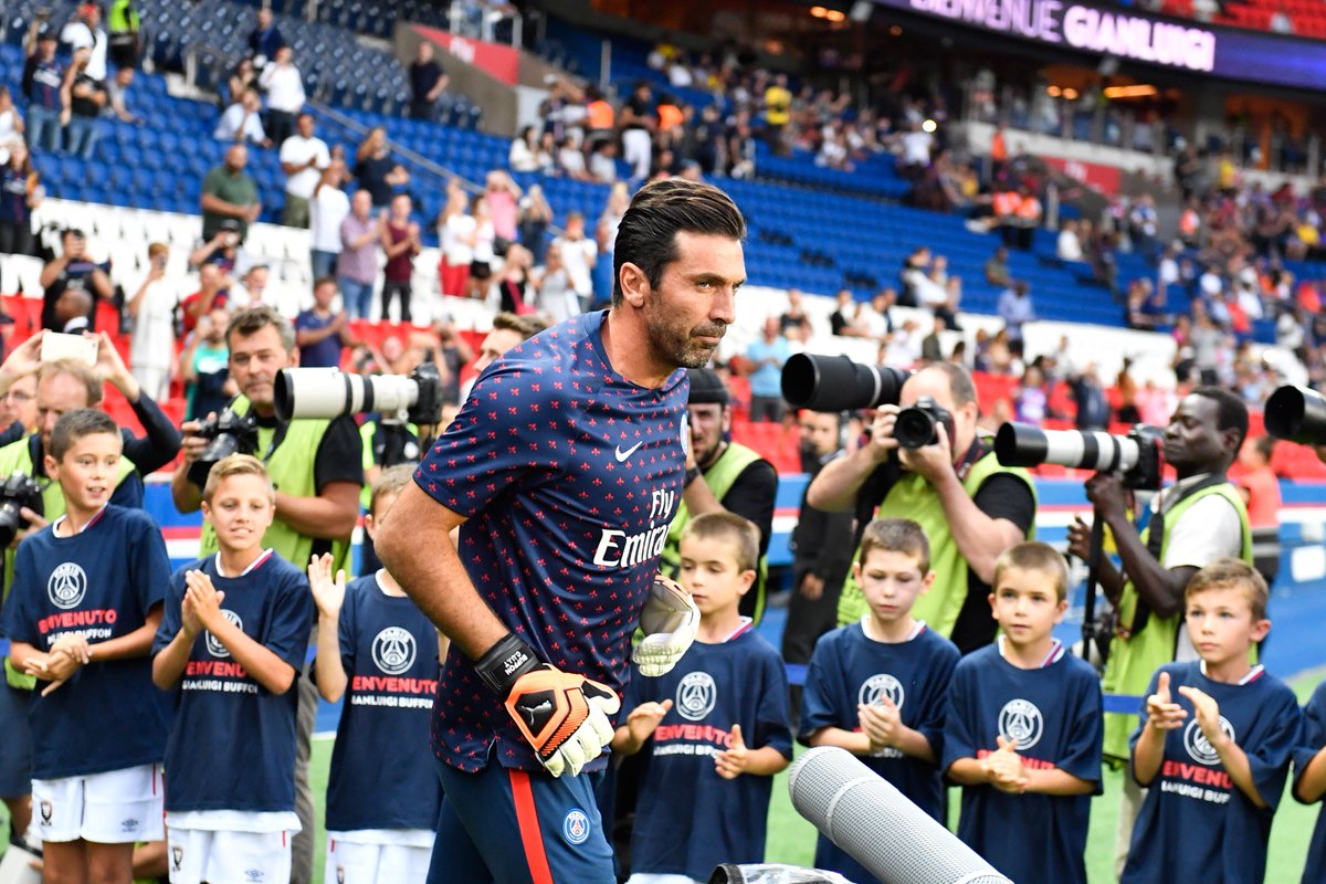 巴媒：若昂-戈麦斯的谈判有进展，曼联希望新年前能敲定交易