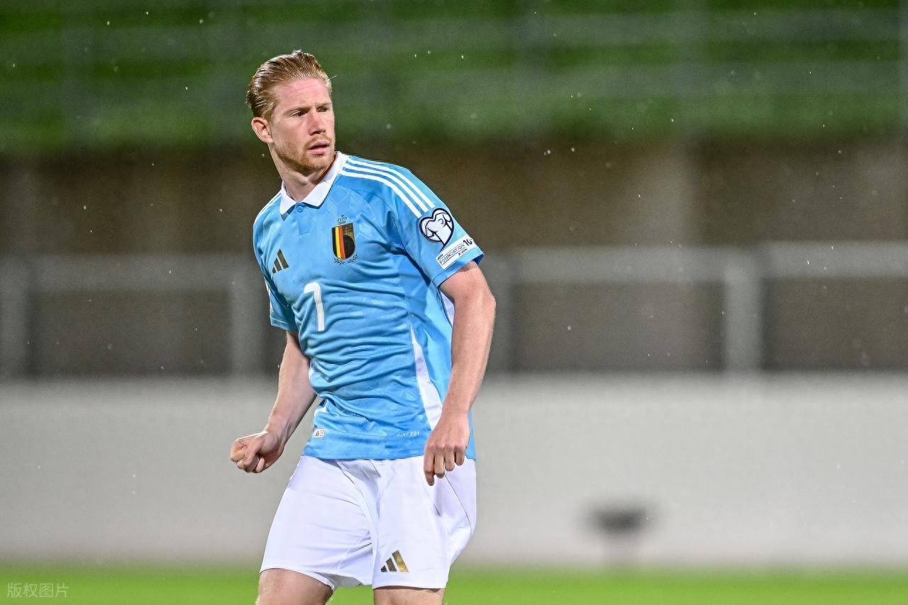 篮板球被他一个人统治了