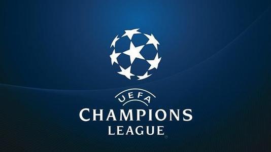 媒体人：李贤重几乎以一己之力摧毁中国男篮的外线防守