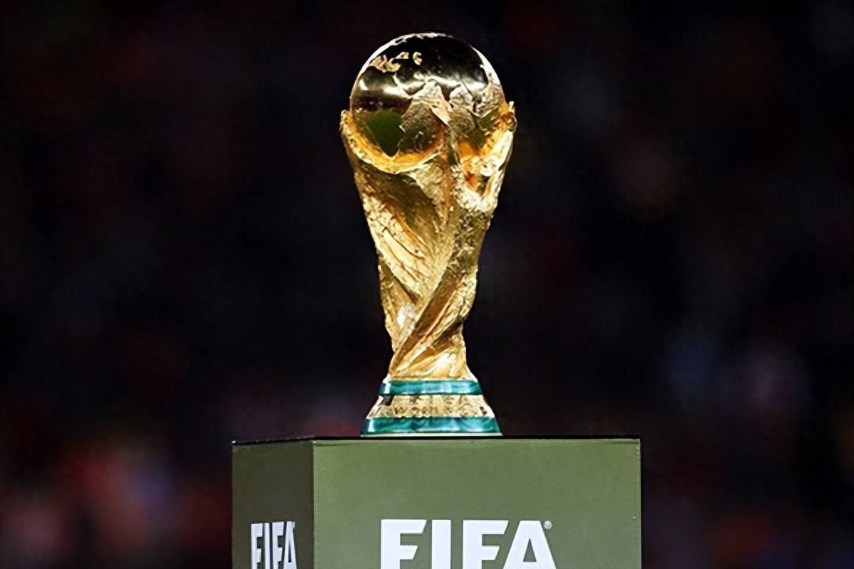 纳格尔斯曼：萨内得向所有批评他的人证明自己是个好球员