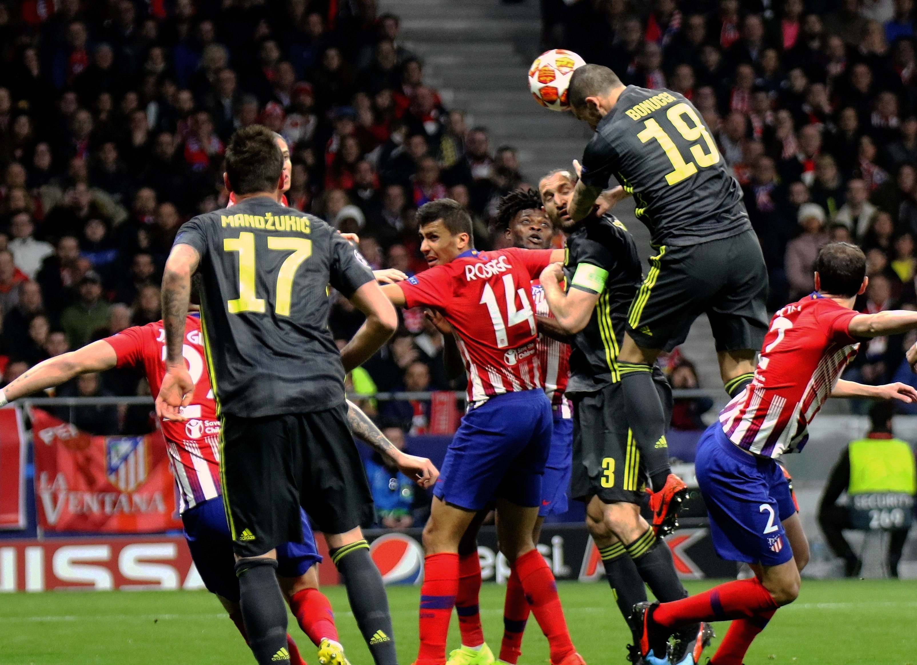 阿切尔比：巴斯托尼、巴雷拉和迪马尔科“傻”得可爱